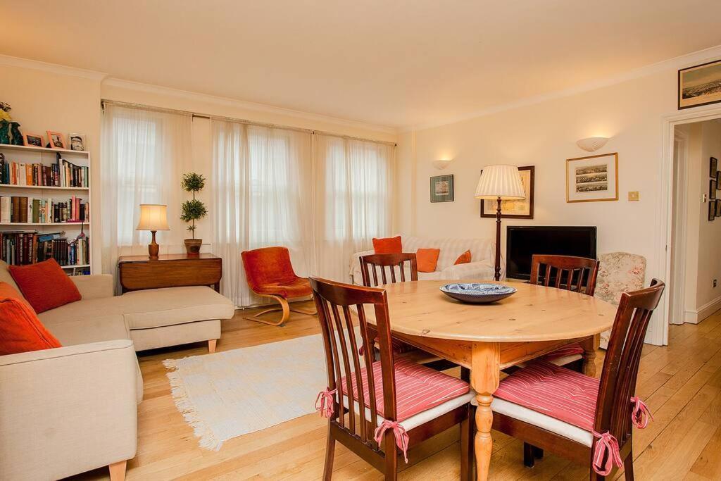 Bright 2 Bedroom Flat In Central Londra Exterior foto